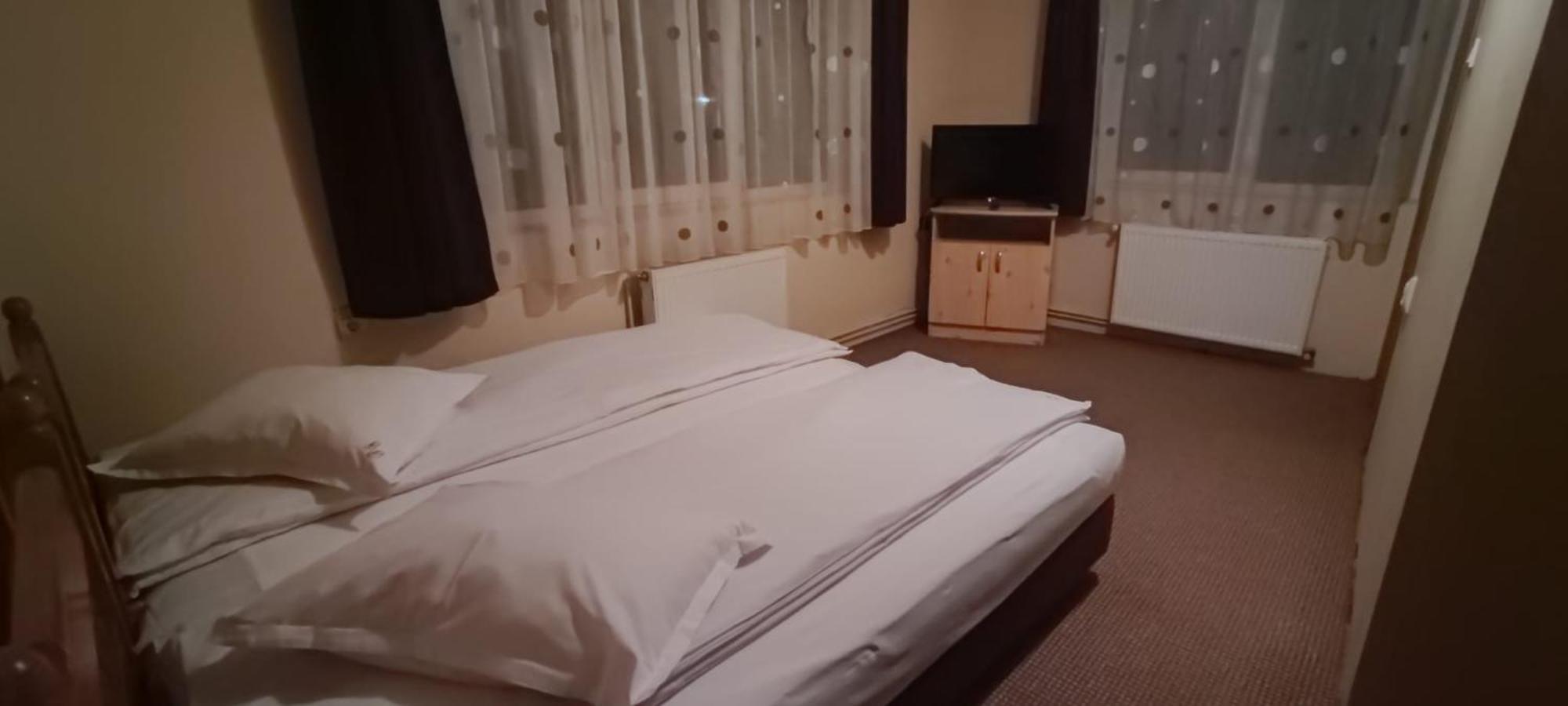 Pensiunea Sorina Casa Alba Moeciu De Sus Exteriér fotografie