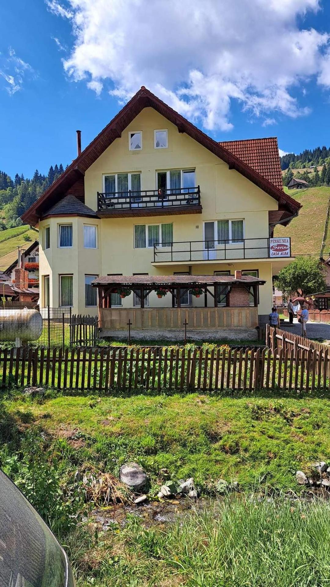 Pensiunea Sorina Casa Alba Moeciu De Sus Exteriér fotografie